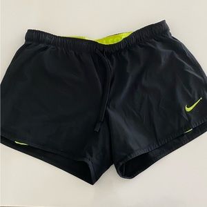 Nike SHORTS DRI-FIT size medium